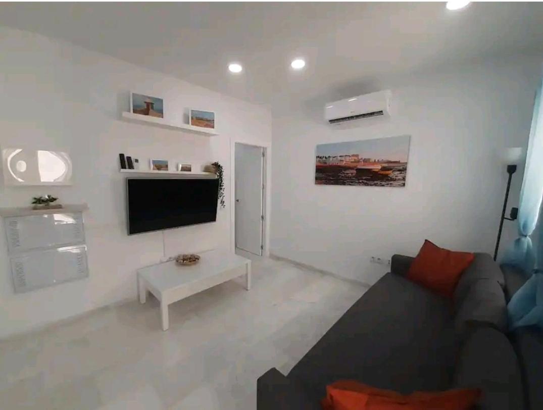 شقة Casa Playa Caleta, A 4 Minutos De La Playa كاديز المظهر الخارجي الصورة
